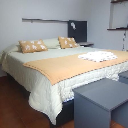 Hospedaje Vacacional Parque Lineal Сан-Сальвадор-де-Жужуй Экстерьер фото